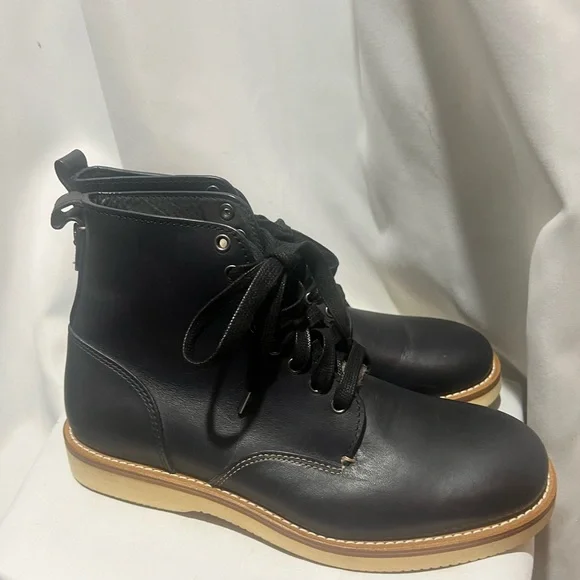Coach Derby Boot with Shearling size 10.5m - Picture 7 of 9